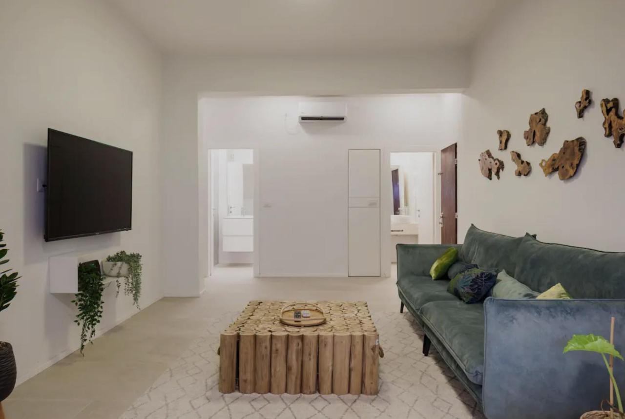 Renovated Large 3Rm Apartment 5 Min From The Beach Tel Aviv Exterior photo